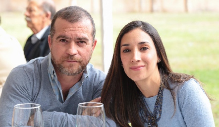 Jimmy Harris y Lucía Puente.