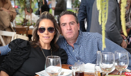  Michelle Zarur y Emilio Heinze.