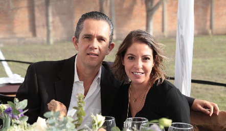  Eduardo Espinosa y Cecilia Limón.