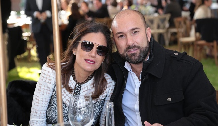  Valeria Ibarra y Patricio Nieto.