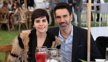  Carla Canseco y Rodrigo Alcalde.