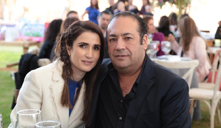 Lourdes Orozco y Evaristo Lafuente.