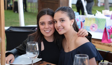  Selene Rosales y Marijó Duque.