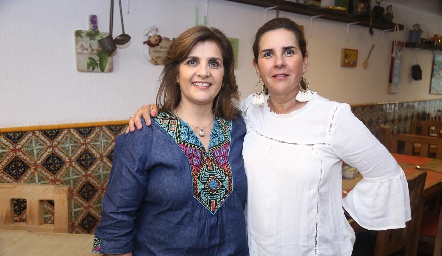  Sabrina Gaviño y Graciela Torres.