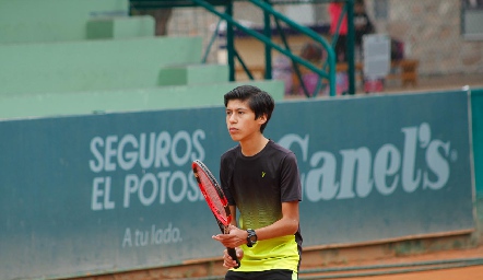  Jóvenes tenistas.
