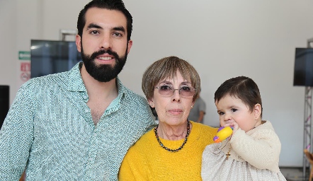  Guillermo Báez, Rosario de Canseco y Nadia Rosales.