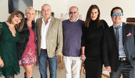  Lorena Canseco, Güera Valle, Toño Lozano, Juan Gárate, Lorena Hernández y Jorge Rosales.