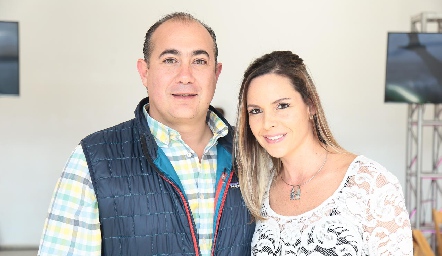  Ricardo Mendizábal y Susana Lara.