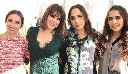  Olga Espinosa, Lorena Canseco, Nidia Robles y Melissa Ibarra.