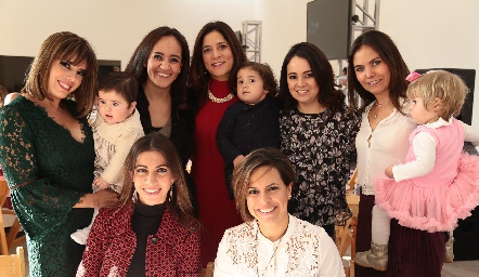  Celebrando a Nadia.