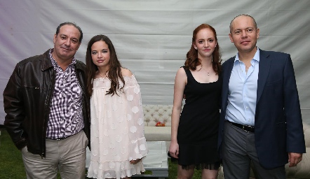  Manolo y Alejandra Martins, Alejandra y Alejandro Ocaña.