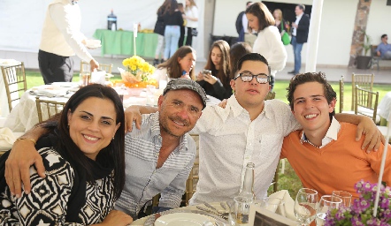  Compartiendo momentos.