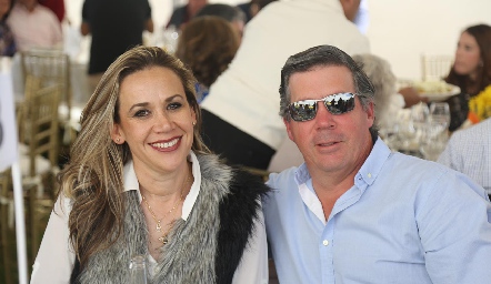  Maricarmen Ayala y Oscar Mendizábal.