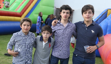  Primos.