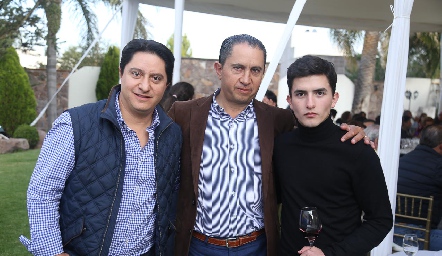  Los Córdova Mendizábal, Félix, Javier y Julio.