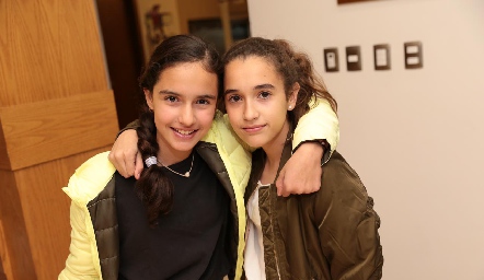  Vale Herrera y Sofía Garza.