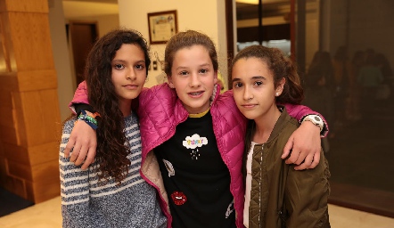  Valeria Delsol, Mariana Mendizábal y Sofía Garza.