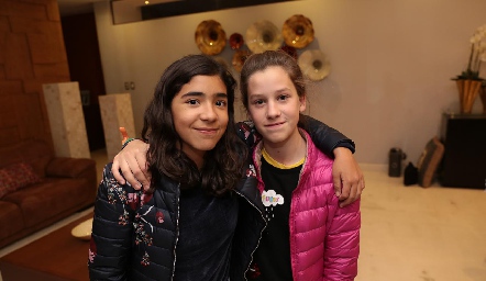  Sofía Espinoza y Mariana Mendizábal.