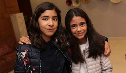  Sofía y Constanza.