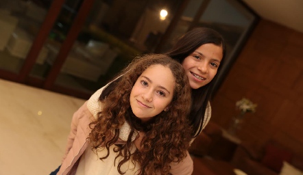  Camila y Bárbara.