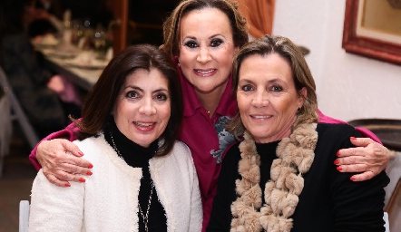  Lety Anaya, Maricarmen López y Lucía Gárate.