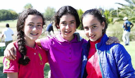  Montse, Andrea y Daniela.