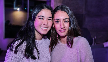  Asae Valle y Luciana Abud.
