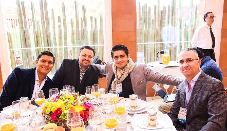  Irving Arteaga, Eduardo Guerra, Daniel Valadez y Ricardo Balbontín.