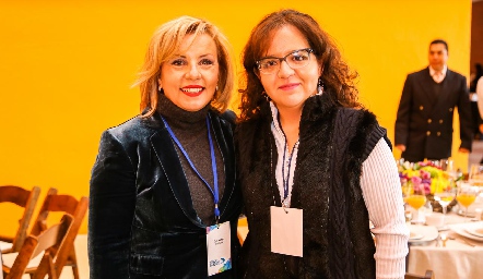  Tereza Vertiz y Melba Díaz de León.