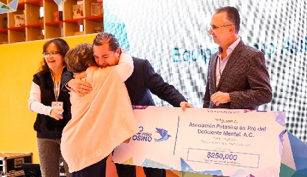  Premiación de Asociaciones Civiles.