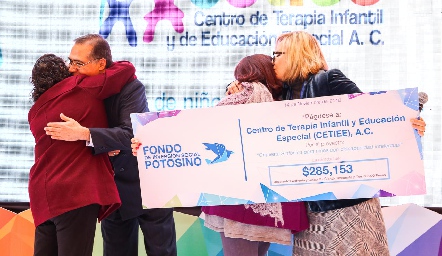  Premiación de Asociaciones Civiles.