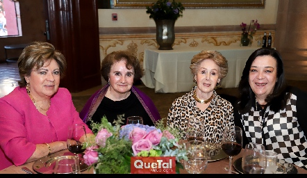  María Julia Guerra, María del Socorro Suárez, Laura Muñiz y Paty Incapie.