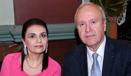  Patricia Orduño de Garza y José Luis Garza.