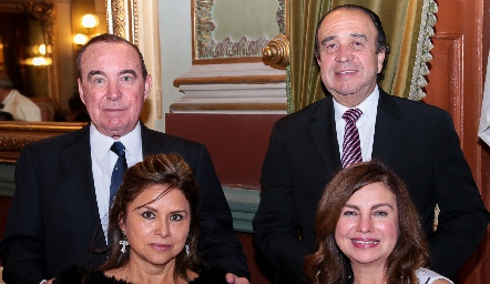  Abelardo Uría, Koki Medina, Jaime y Martha Lafuente.