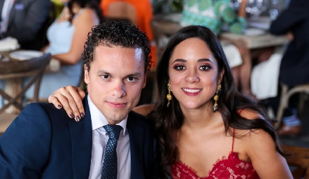  Daniel Delgadillo y Armida Enríquez.