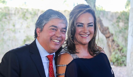  Gerardo Córdova y Gaby Bárcena.