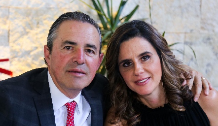  Gerardo Valle y Rocío Gallegos.
