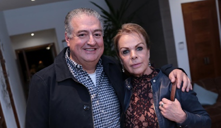  Francisco Leos y Mónica González.