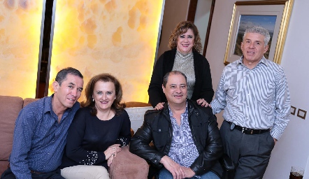  Antonio Estrada, María Elena López, Héctor Valle, Rosaura y Gustavo Ibarra.