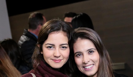  Pamela Castro y Cristina Kasis.