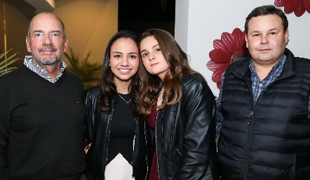  Marcelo Meade, Carolina Meade, Daniela Odriozola y Patricio Odriozola.