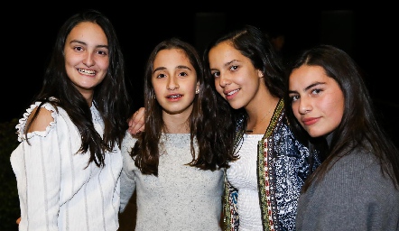  Lorenza, Sofía, Jimena y Majo.