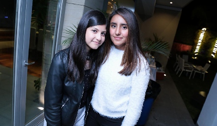  Victoria Abud y Camila Reyes.