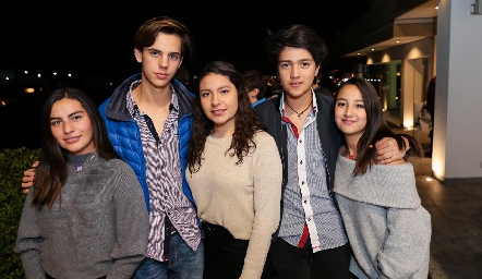  Majo García, Bernardo Pérez, Isabela Varela, Marcelo Mier y Xime Escamilla.