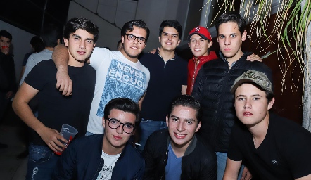  Raúl Dávalos, Chema Torres, Kevin Hervert, Mau Tinajero, Manuel Ascanio, Roberto López, Mariano Echavarría y Javis Aguilar.