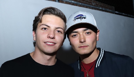  Humberto Morones y Armando Villasuso.