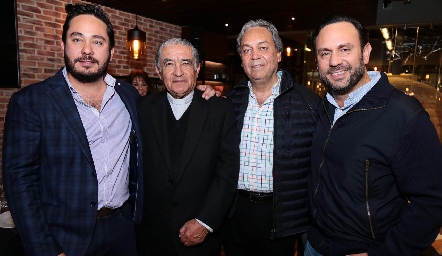  Ángel Torres, Carlos Medina, Carlos Torres Corzo y Carlos Torres.