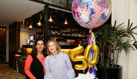  Graciela Torres y Marlú Mendizábal .
