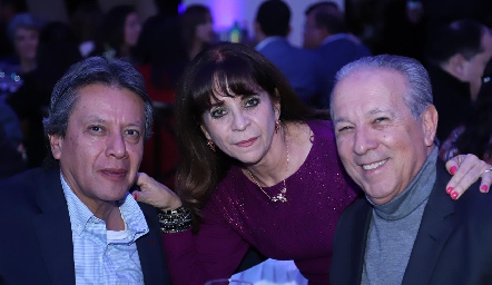  Félix Hernández, Patricia Campos y Manuel Trigo.