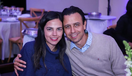  Verónica Pérez y Diego García.